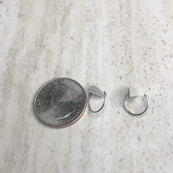 925 Sterling Silver Semi Circle Ear Hugger Earring - Picture 13 of 16